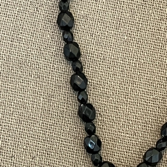 Vintage Avon Black Filigree Pendant Necklace - Women Jewelry - Picture 4 of 10